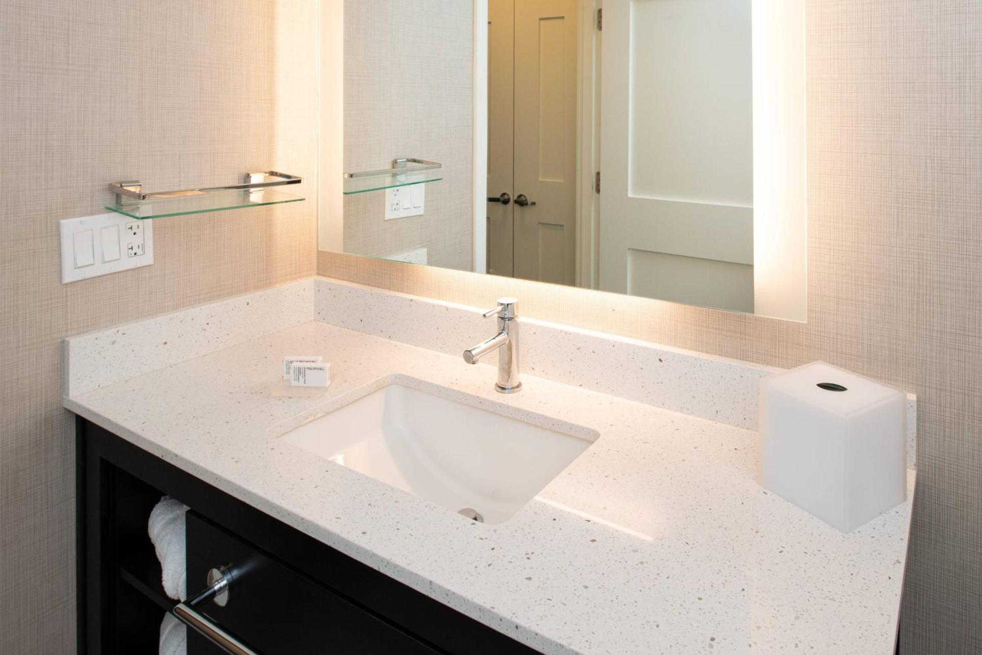 Residence Inn By Marriott Bakersfield West Exteriér fotografie